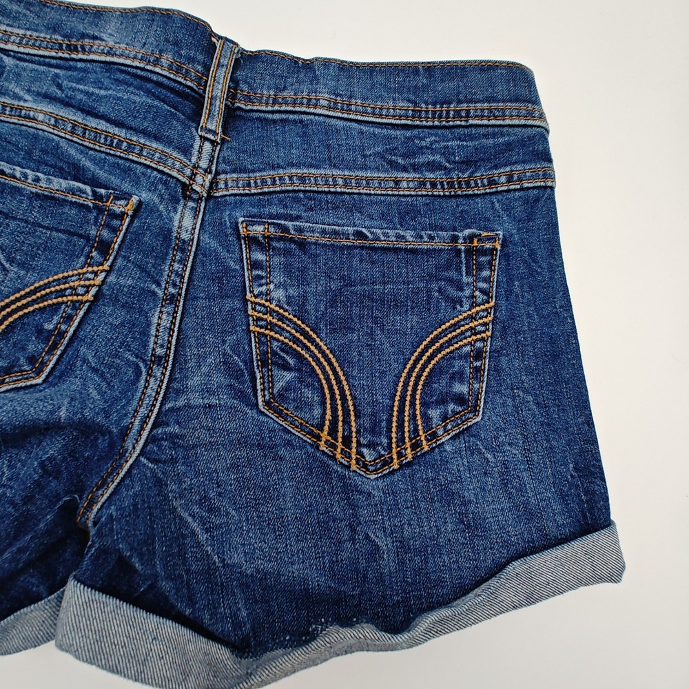 Hollister Midi Shorts Women Size 3 W26 Cuffed Denim Blue Mid Rise - Picture 5 of 7